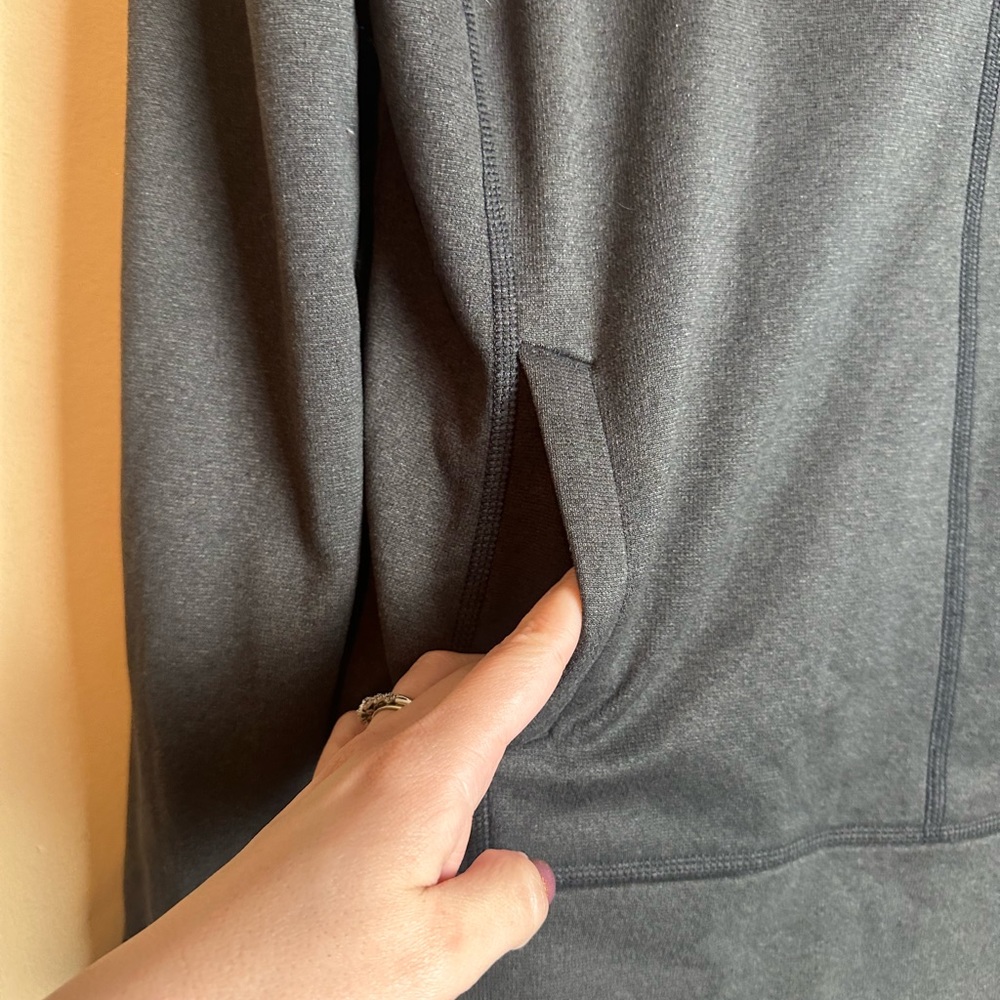 North Face Gray Funnel Neck Hoodie Pullover Sweatshirt Women’s Size Medium - Picture 4 of 15